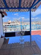 sky inn with wonderful Acropolis view in Neos kosmos