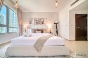 Glamorous 1BR at Residences 5 Downtown Dubai by Deluxe Holiday Homes