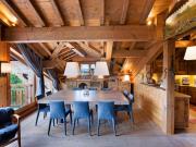 Chalet de luxe avec jacuzzi au cœur de Courchevel, 80m des pistes - FR-1-564-7