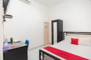 RedDoorz Syariah near Grand Galaxy Park