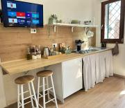 GREEN HOUSE Fiumicino Rome Airport - Bright Studio Apartment