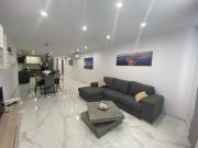 Spacious Deluxe Seaside Escape