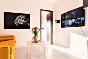 Parliament Unirii Square 5 Bedrooms Luxury Apartment Old Town