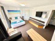 Top Narooma