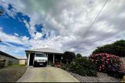 Top Kingscote