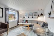 Large And Newly Renovated Holiday Home In Cozy Ingstrup