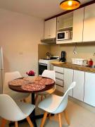 Lindo dpto con vista al jardin, internet y cable