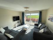 Cliff Haven, Sea View Holiday Home.