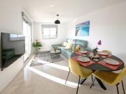 Modern 3 Bedroom 7 Guests Sun Golf Beach Apartments