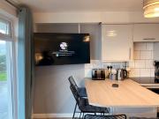 Beach Court Ground Floor - Cosy Apartment with Sea Views