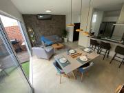 Casa familiar cerca de la playa con terraza privada