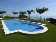 Piso moderno con terraza, jardín, piscina y WiFi, a 400m de la playa en Llançà - ES-228-137