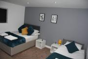2BDR Apt By Homesy Short Lets & Serviced Accommodation Cardiff With Free WiFi