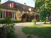 Chambres dhôtes Ptits Déj inclus - Salle deau tout à vous - Parking Privé Gratuit - Centre ville Bergerac 5km - Domaine de Bellevue Cottage en Périgord