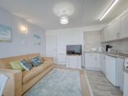 Apartment 7 - 1 bedroom Sea front location - Step free access from rear - Free Parking