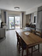 Top Nikiti Top Nikiti