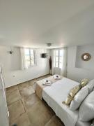 Alonistra Oia Houses