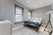 Charming Central London Kitchenette - Your Ideal Stay in the Heart of the City