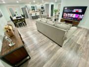 Charming renovated home with jetted tubking beds