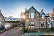 Top North Berwick