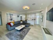 Modern 2Bdrm Apt LuxeView4- SeaView