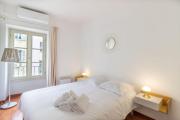 L13 Staywiz us - Central flat 5mins walk to beach AC Balcon WIFI