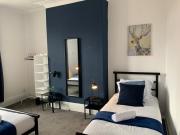 Rawling - Welcoming 3 bed apartment with free Wifi and Free Parking