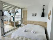 Luxury Penthouse Studio with Sea View, Palaio Faliro