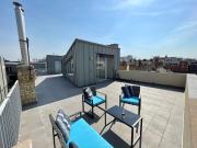 Penthouse w Private Rooftop and Free parking