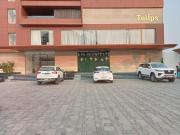 Hotel Tulips Grand