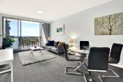 North Sydney Large Two Bedroom MIL2302
