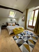 Cottage - The Moulin Treillard - Sleeps3 - Parking