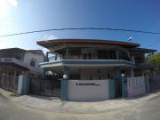 CoCo Fun House Kemaman with Pool and Bathtub