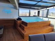 Gazi pool house