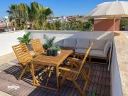 Stylish Apartment - Roof Terrace - PET01