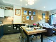 Appartement de charme rénové avec belles prestations, au pied des pistes à Val-dIsère - FR-1-694-228