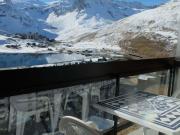 Studio lumineux au pied des pistes avec balcon à Tignes - FR-1-502-495