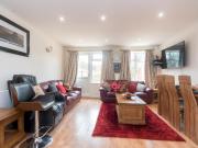 Spacious Cosy Home Close To London Abbey Wood - Pass the Keys