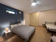 Spacious apartment 3’ from beach