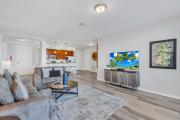 4816 Cayview Ave #306
