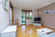 Apartments for families with children Banjole, Pula - 2258