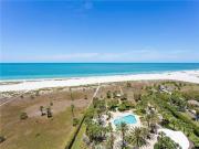Meridian 1001 - A Spacious Beachfront Condo