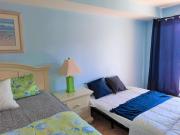 1B1B condo with Ocean views, Resort style, Free WIFI, Few steps to the Beach!!