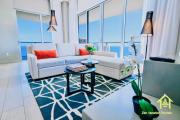 Penthouse Ocean Front View Mansion in Sky Corner