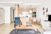 Modern 2 Bedroom Apartment in Estrela with Outside Terrace! Amazing for Families, Couples, Friends Modern 2 Bedroom Apartment in Estrela with Outside Terrace! Amazing for Families, Couples, Friends
