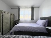 Cheerful Heeley Home