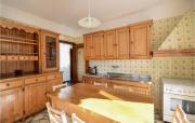 Beautiful Apartment In Recco With 3 Bedrooms And Wifi