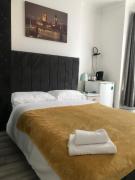 Double Room Central Location