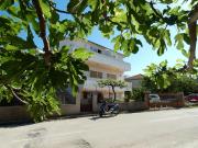 Apartments with a parking space Vinisce, Trogir - 11075