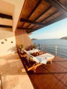 Top Zihuatanejo